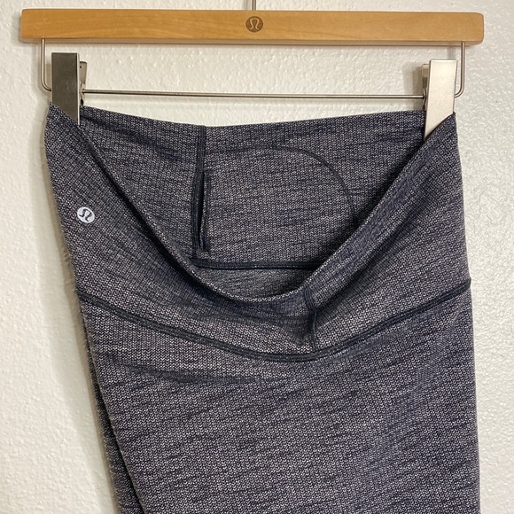 LuLuLemon Full Length Leggings with Reflective Logo and Pocket Inside Waistband - Picture 7 of 11